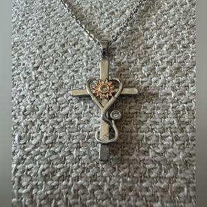 Healthcare & Cross Necklace ✨